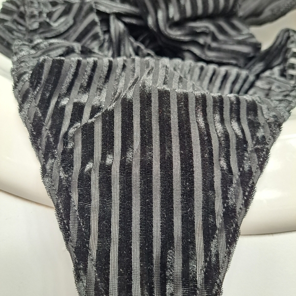 Lulu's Black Semi Sheer Bodysuit    Size XS - Picture 5 of 6